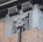 Hôtel communal de Forest, gargouille (© ARCHistory, photo 2025)