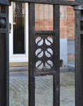 Rue de la Duchesse 34 et avenue Henri Dietrich 1, Woluwe-Saint-Lambert, détail de la clôture du jardinet (© ARCHistory, photo 2026)
