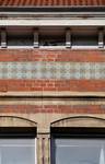 Kommenstraat 9, Anderlecht, detail van het hoofdgestel (© ARCHistory, foto 2026)