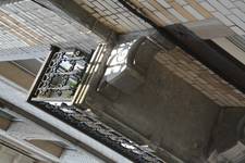 Transvaalstraat 10, Anderlecht, detail van het balkon (© ARCHistory, foto 2026)