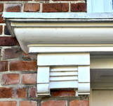 Gisseleire Versélaan 34, Sint-Agatha-Berchem, detail van de voordeur (© Dung-Van Meerbeeck, foto 2026)