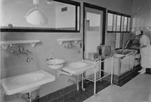 Hôpital Saint-Pierre, salle d'opération (© KIK-IRPA, Brussels)