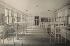 Hôpital Saint-Pierre, maternité (© ACPASB, photo 1935)