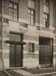 Rue Charles Ramaekers 38a et rue Alfred Stevens 35, Bruxelles Laeken, entrée rue Stevens (© KANAL Architecture, Brussels, fonds Jean-Baptiste Dewin)
