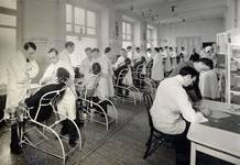 Etterbeeksesteenweg 166, Etterbeek, behandel- en prothesekamer, 1933 (verz. Henri Aronis)