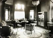 Rue Meyerbeer 33, Forest, salon (archives familiales)