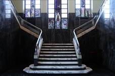 Hôtel communal de Forest, escalier d'honneur (© ARCHistory, photo 2025)