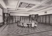 Hôtel communal de Forest, salle des réunions, 1938 (© KANAL Architecture, Brussels, fonds Jean-Baptiste Dewin)