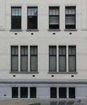 Georges Brugmannplein 29, Elsene, detail van de gevel (© ARCHistory, foto 2026)