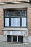 Louis Hymansstraat 33, Elsene, venster op de benedenverdieping (© ARCHistory, foto 2026)