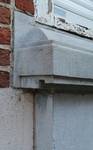 Franz Merjaystraat 112, Elsene, detail van de vensterbank op de benedenverdieping (© ARCHistory, foto 2026)