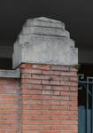 Léon Cuissezstraat 20-26, Elsene, detail van de inrijpoort (© ARCHistory, foto 2026)