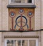 Brugmannlaan 410, Ukkel, mozaïekpaneel boven de voordeur (© ARCHistory, foto 2026)