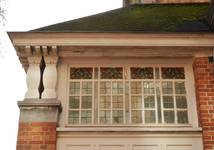 Winston Churchilllaan 255-​​259, Ukkel, detail van de inkom (© ARCHistory, foto 2026)