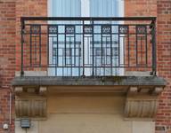 Winston Churchilllaan 255-​​259, Ukkel, balkon (© ARCHistory, foto 2026)